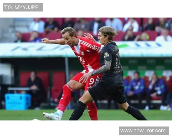 哈曼盛赞拜仁与巴黎对决将成巅峰对决两队实力不容小觑